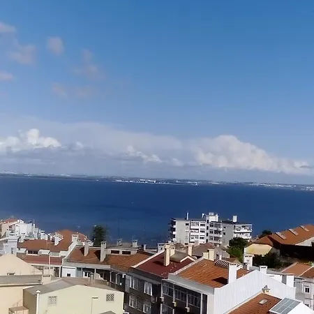 Gaivotas Do Tejo Apartment Lisbon